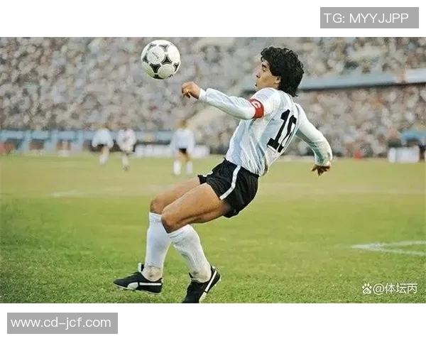 马拉多纳传奇人生从贫民窟崛起到足球巅峰的辉煌历程