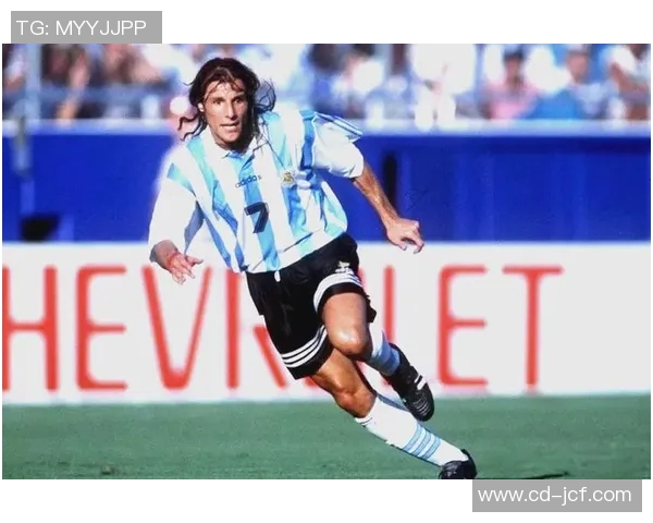 30号球衣背后的传奇足球明星们与他们的辉煌成就